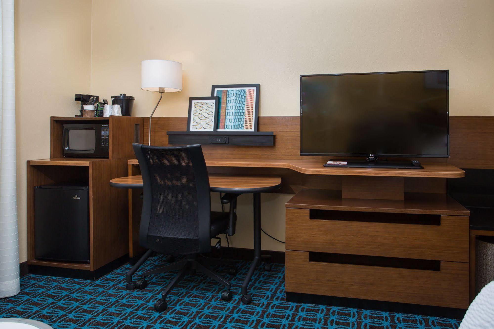 Fairfield By Marriott Inn & Suites Raynham Middleborough/Plymouth Exterior photo